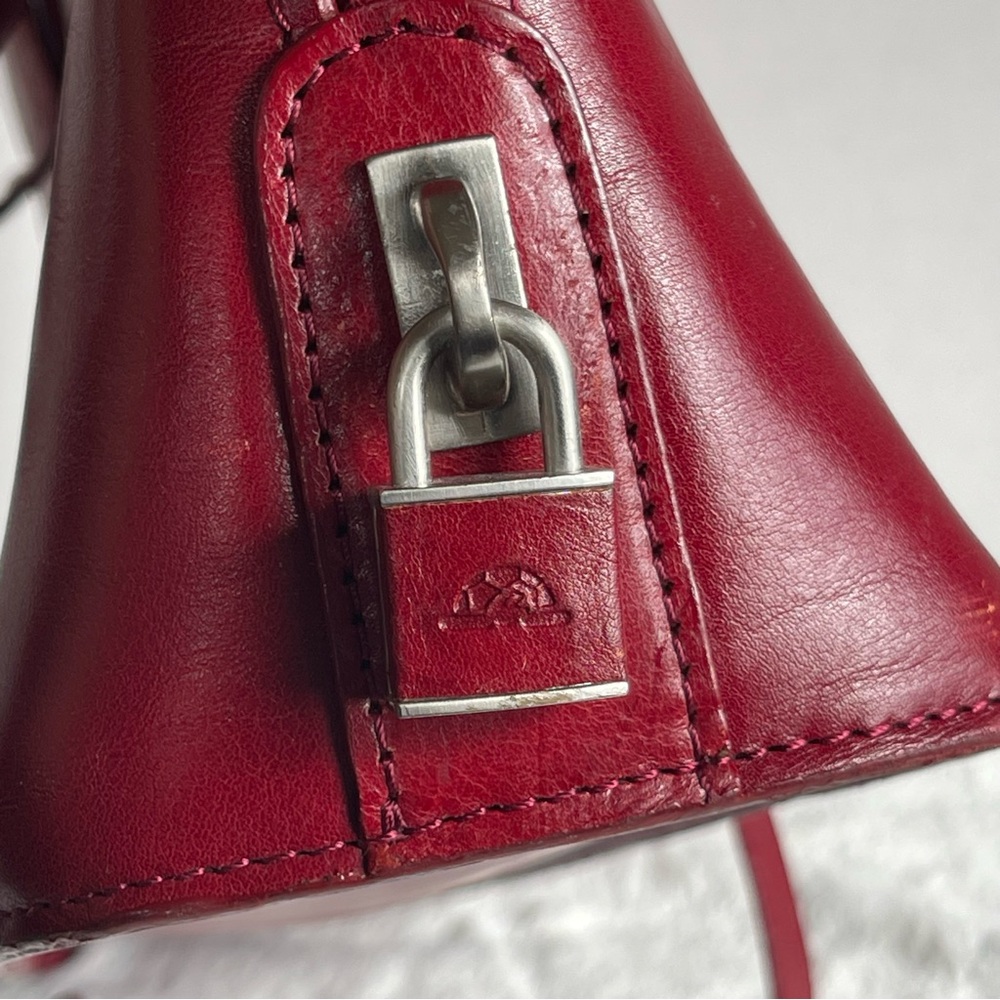 Classic Ladies Tony Perotti Briefcase, Laptop Bag. Red Leather. Gently Used. - Picture 14 of 15